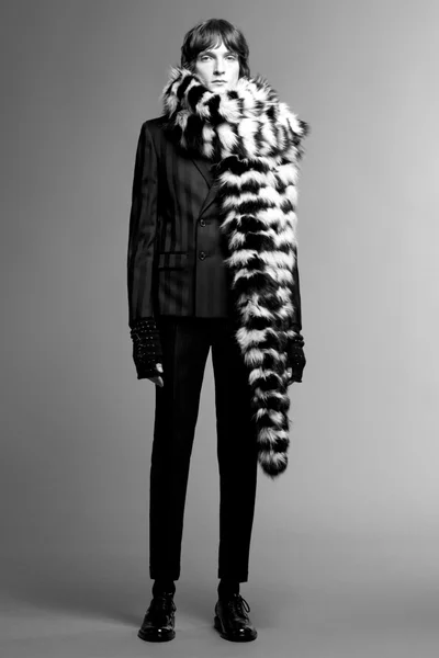 Look 60